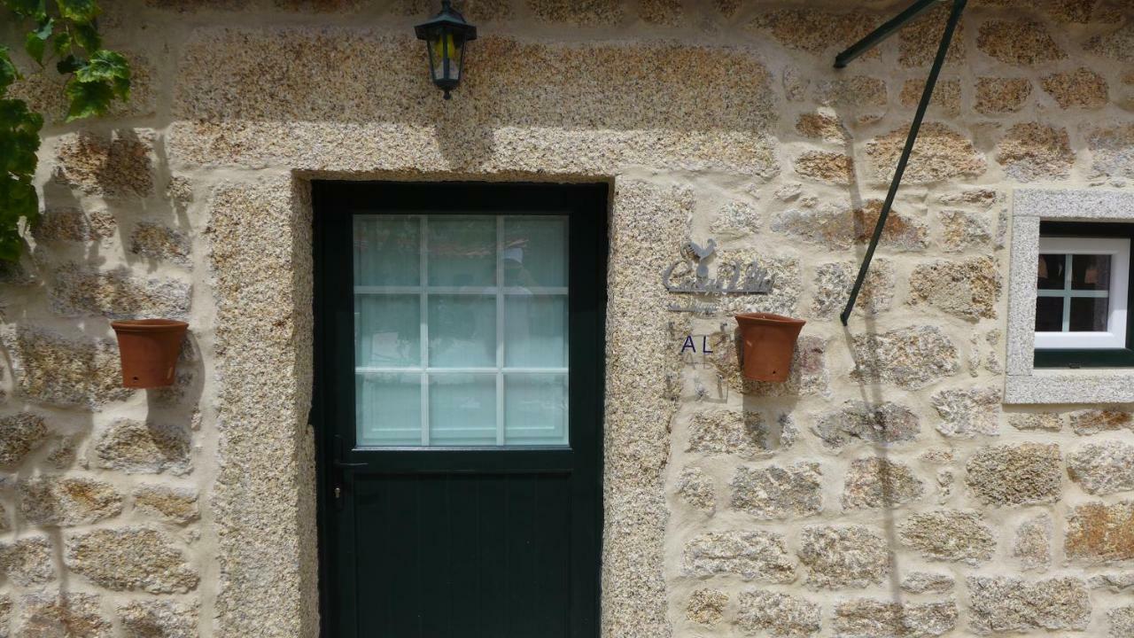 Casas Da Villa - Monsanto - Oliveira E Videira Relva  Esterno foto
