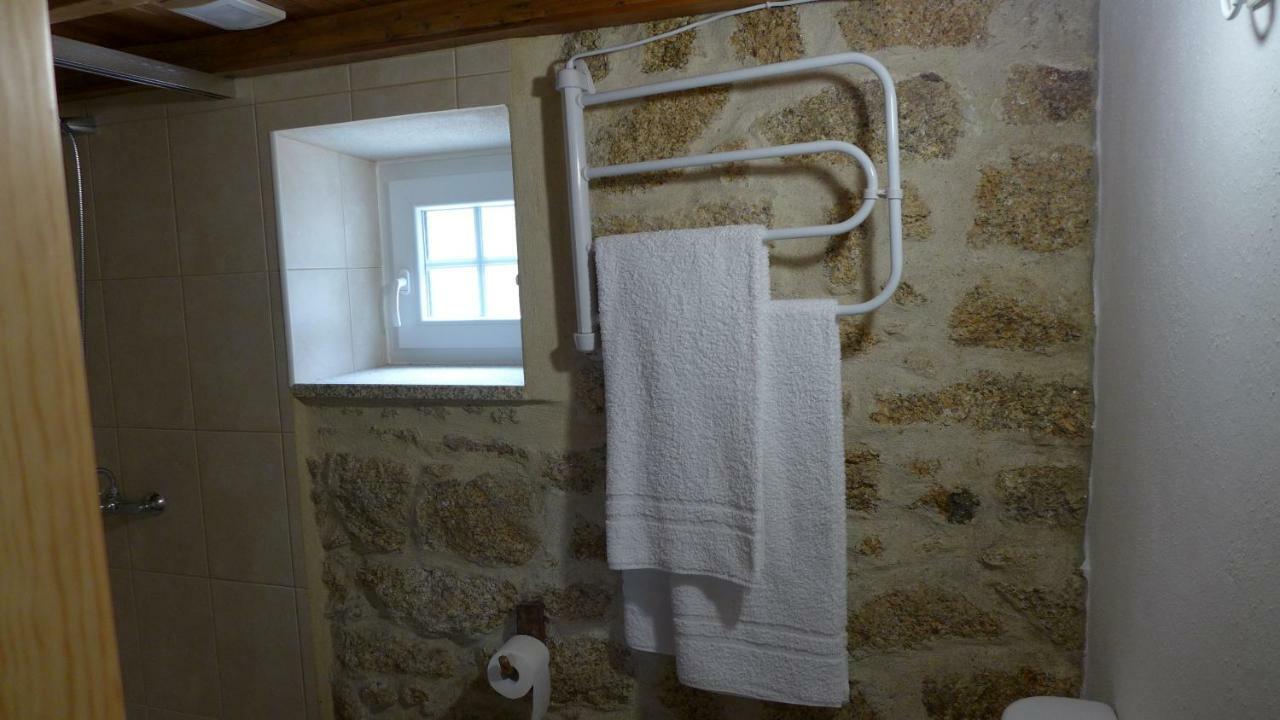 Casas Da Villa - Monsanto - Oliveira E Videira Relva  Esterno foto